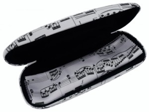 Etui na okulary w pięciolinie białe ze ściereczką z mikrofibry