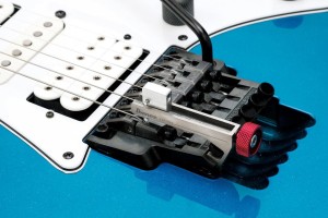 Ibanez EJK1000 - narzędzie do regulowania intonacji dla mostków Ibanez Edge